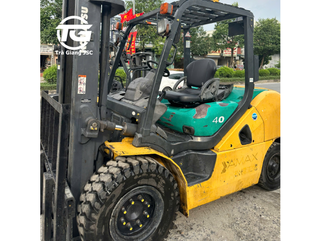 KOMATSU DIESEL FORKLIFT 4 TON