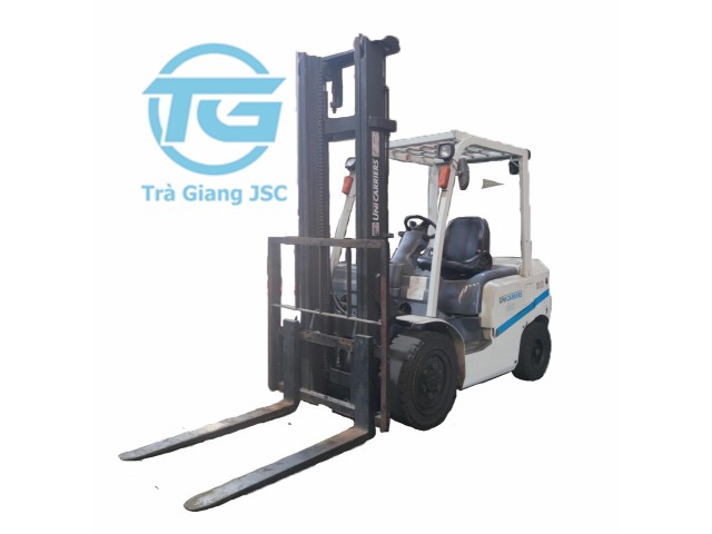 XE NÂNG DẦU DIESEL UNICARRIERS 3 TẤN